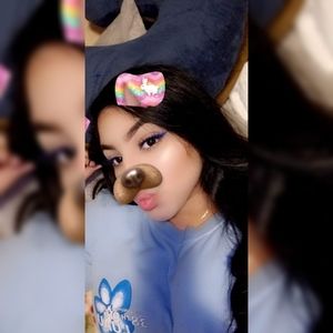 Meet your Posher, Yuriana